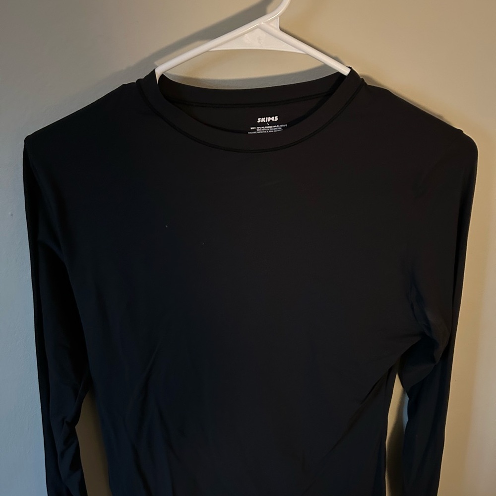 SKIMS Women's Black Long Sleeve Tee